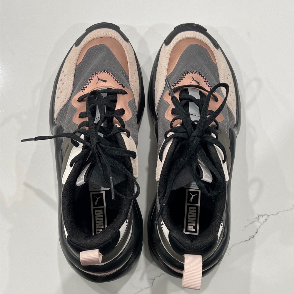 Puma Women's Black and Pink Sneakers